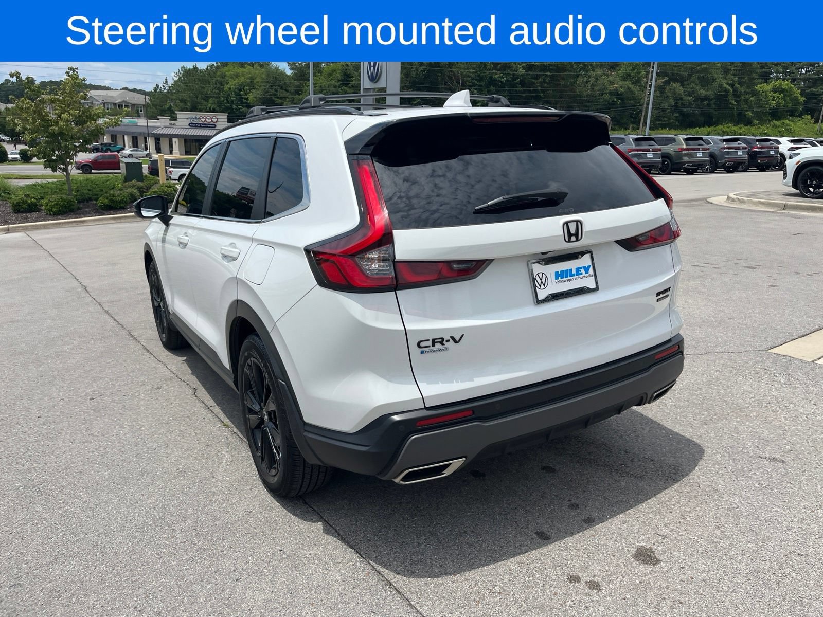 Used 2023 Honda CR-V Sport Touring image 8