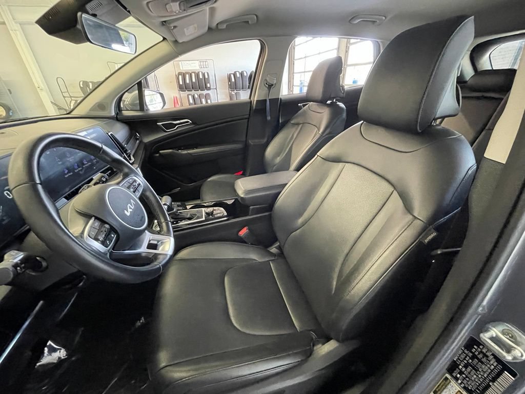 Used 2023 Kia Sportage EX FWD image 23