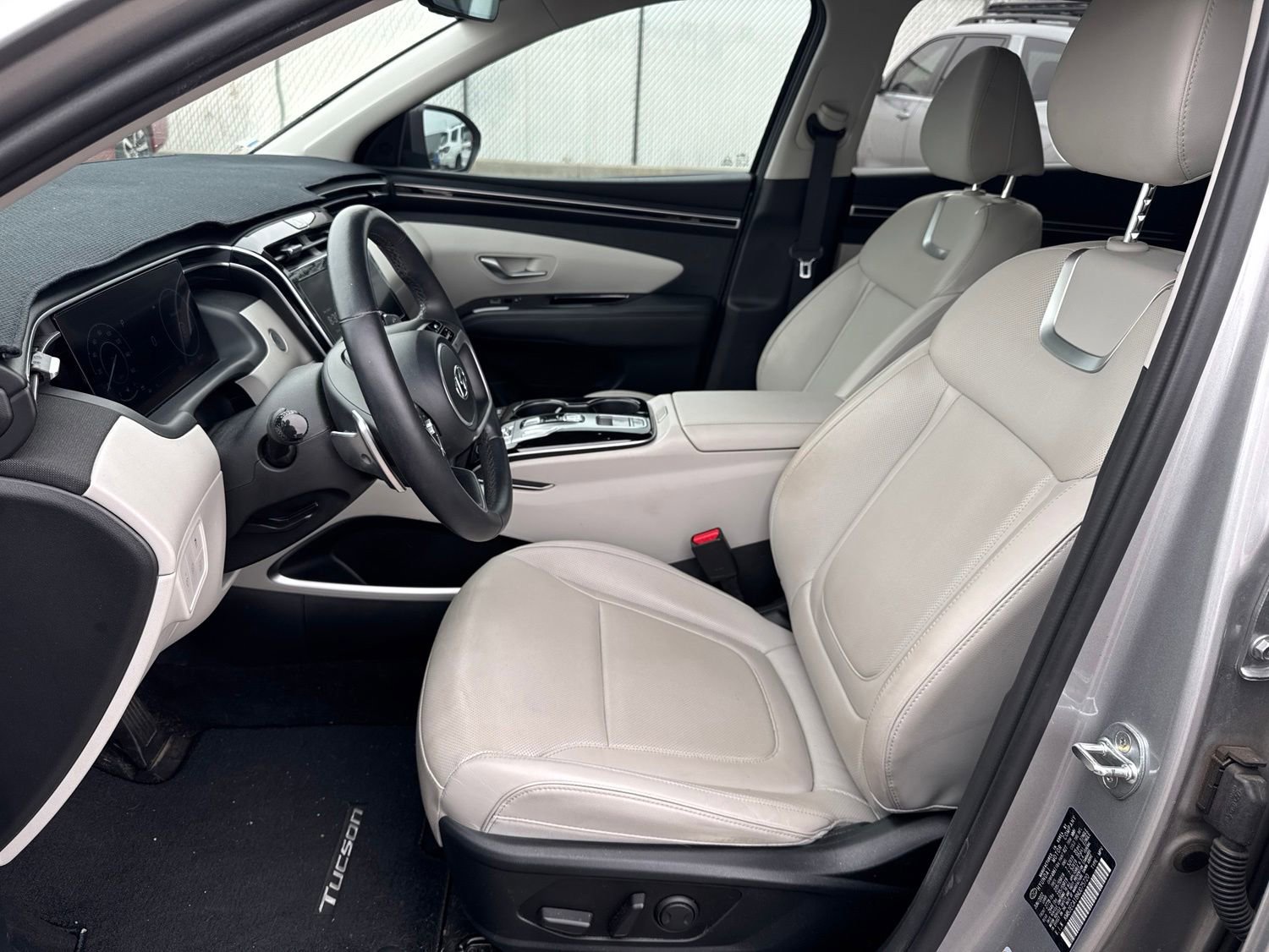 Used 2022 Hyundai Tucson Limited w/ Cargo Package AWD/4WD image 9