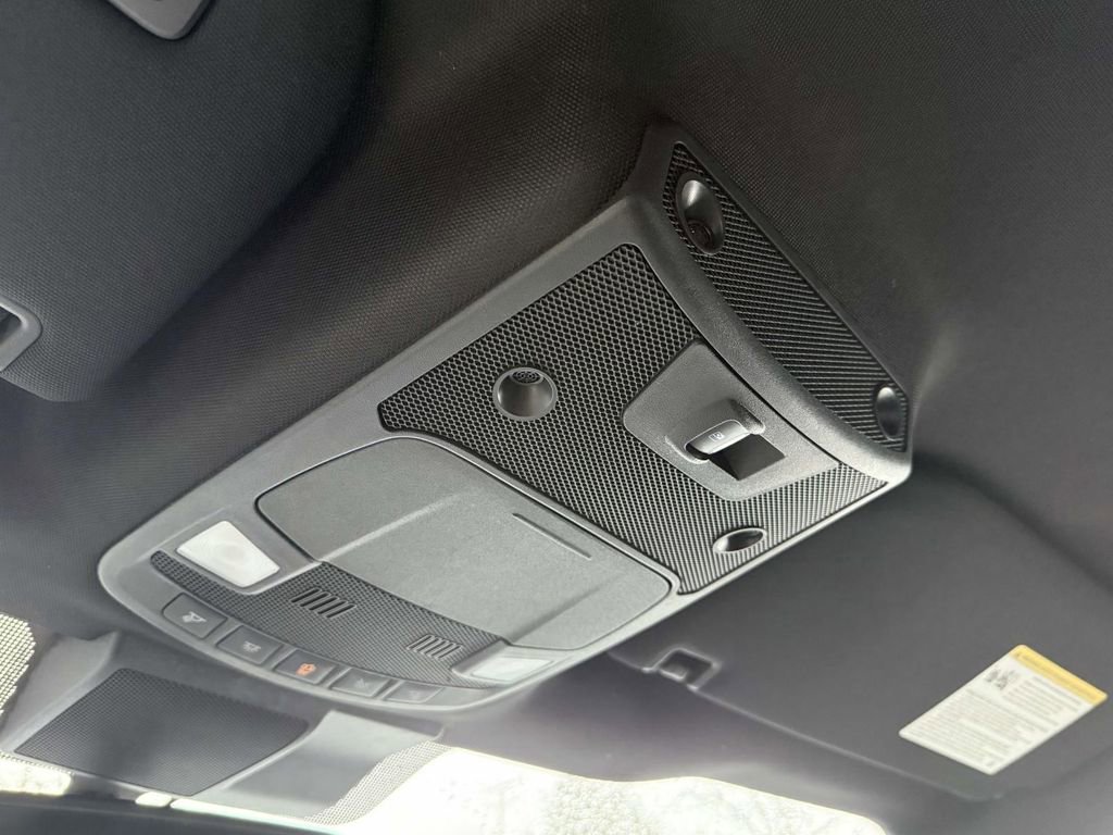 Used 2020 Ford F150 Lariat w/ Equipment Group 502A Luxury image 17