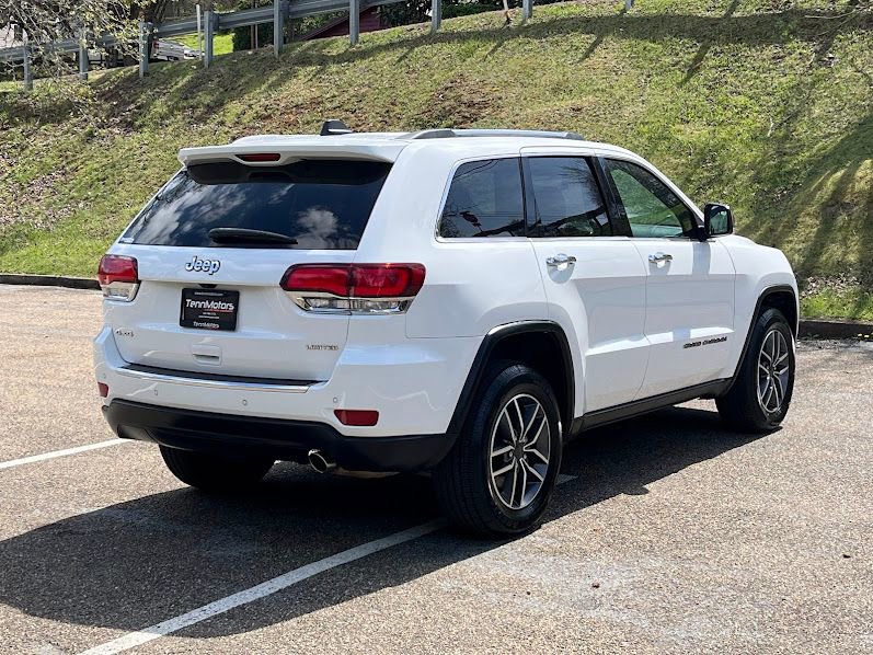 Used 2021 Jeep Grand Cherokee Limited w/ Luxury Group II image 21