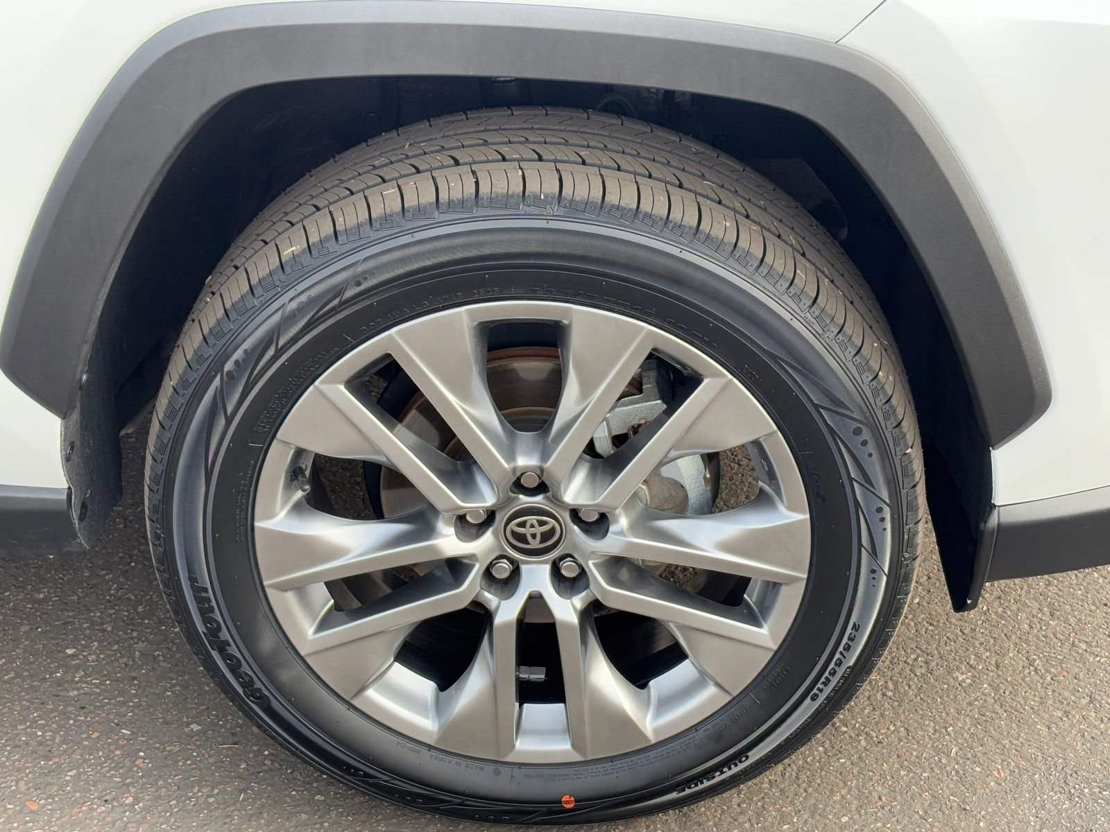 Certified 2025 Toyota RAV4 XLE Premium image 12