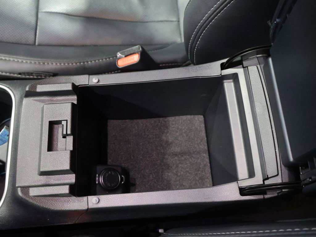 Used 2022 Subaru Outback Limited image 32