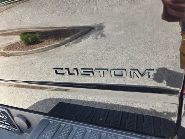 Used 2024 Chevrolet Silverado 1500 Custom w/ Turbomax Blackout Package RWD image 12