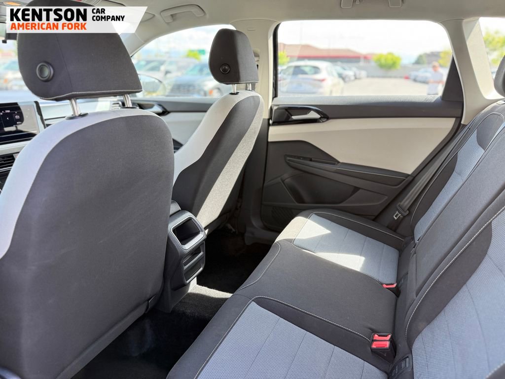 Used 2025 Volkswagen Taos S AWD/4WD image 33