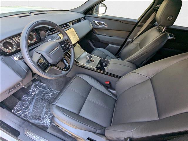 Used 2025 Land Rover Range Rover Velar Dynamic SE image 3
