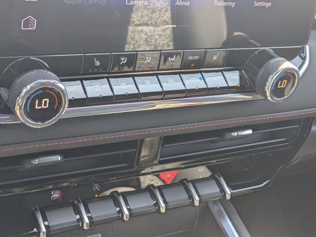 New 2025 Chevrolet Colorado Z71 image 14