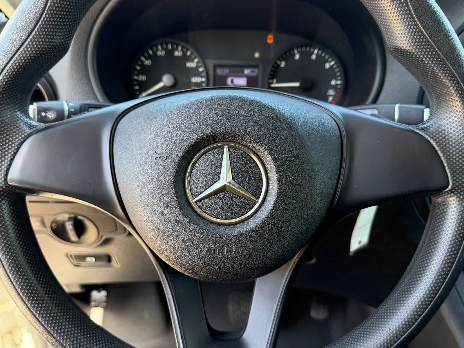 Used 2016 Mercedes-Benz Metris Passenger image 25