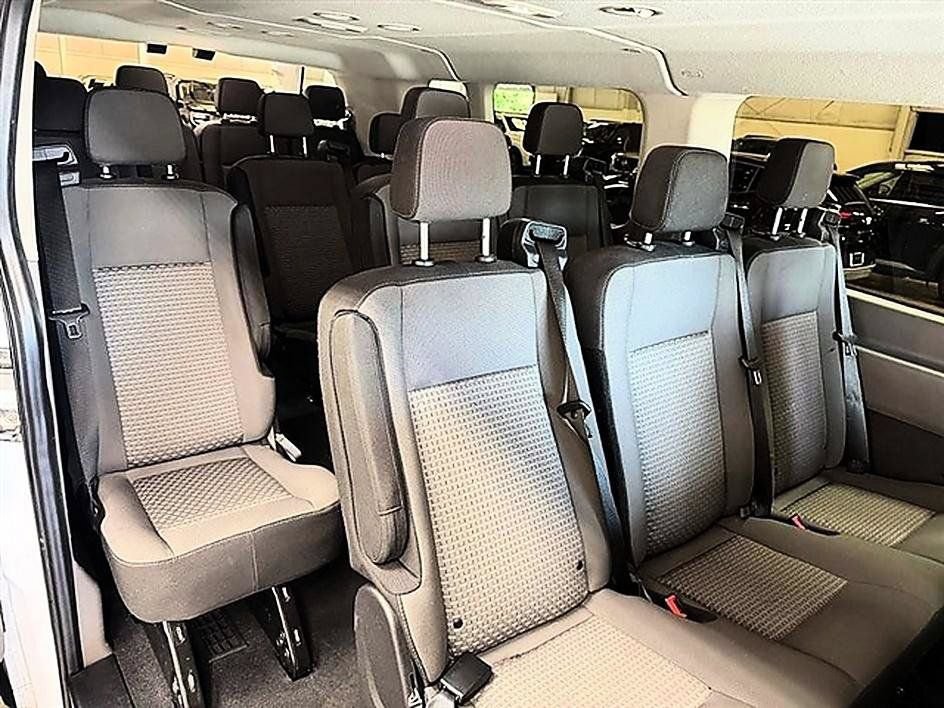 Used 2025 Ford Transit 350 XLT RWD image 5