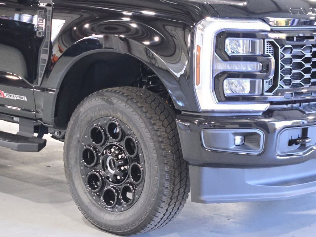 New 2026 Ford F350 XLT w/ XLT Premium Package image 3