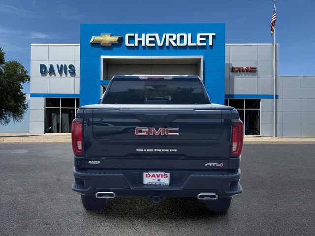Used 2025 GMC Sierra 1500 AT4 w/ AT4 Premium Package AWD/4WD image 4