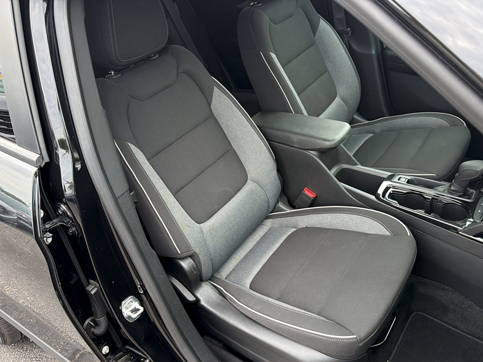 Used 2024 Chevrolet TrailBlazer LT FWD image 10