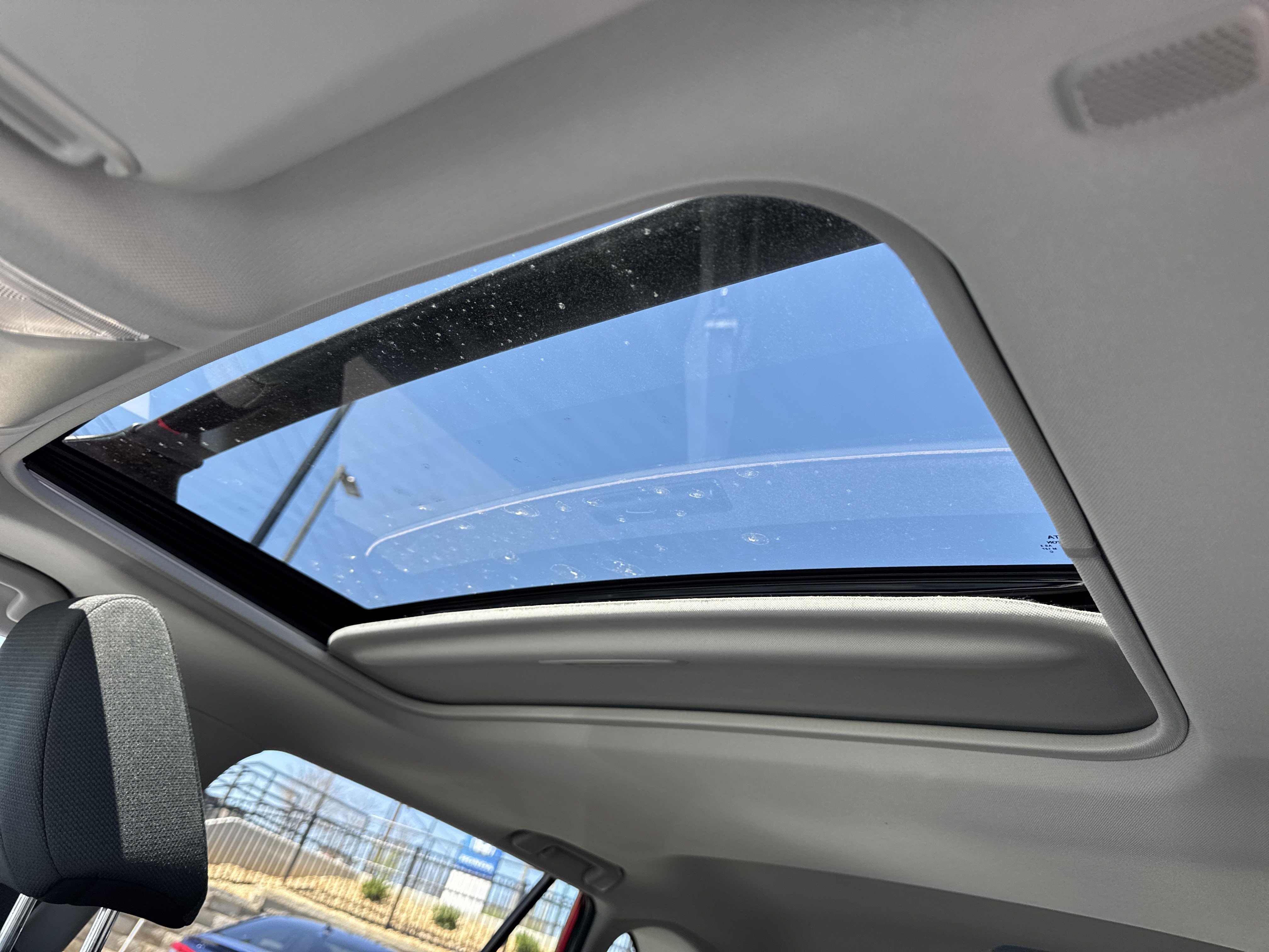 Used 2025 Toyota RAV4 XLE w/ Convenience Package image 32