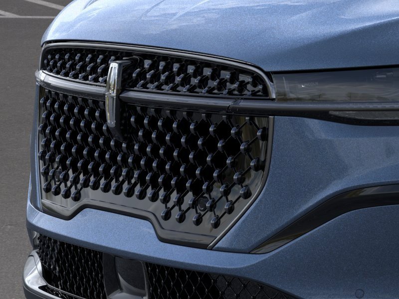 New 2026 Lincoln Nautilus Premier w/ Jet Appearance Package AWD/4WD image 17