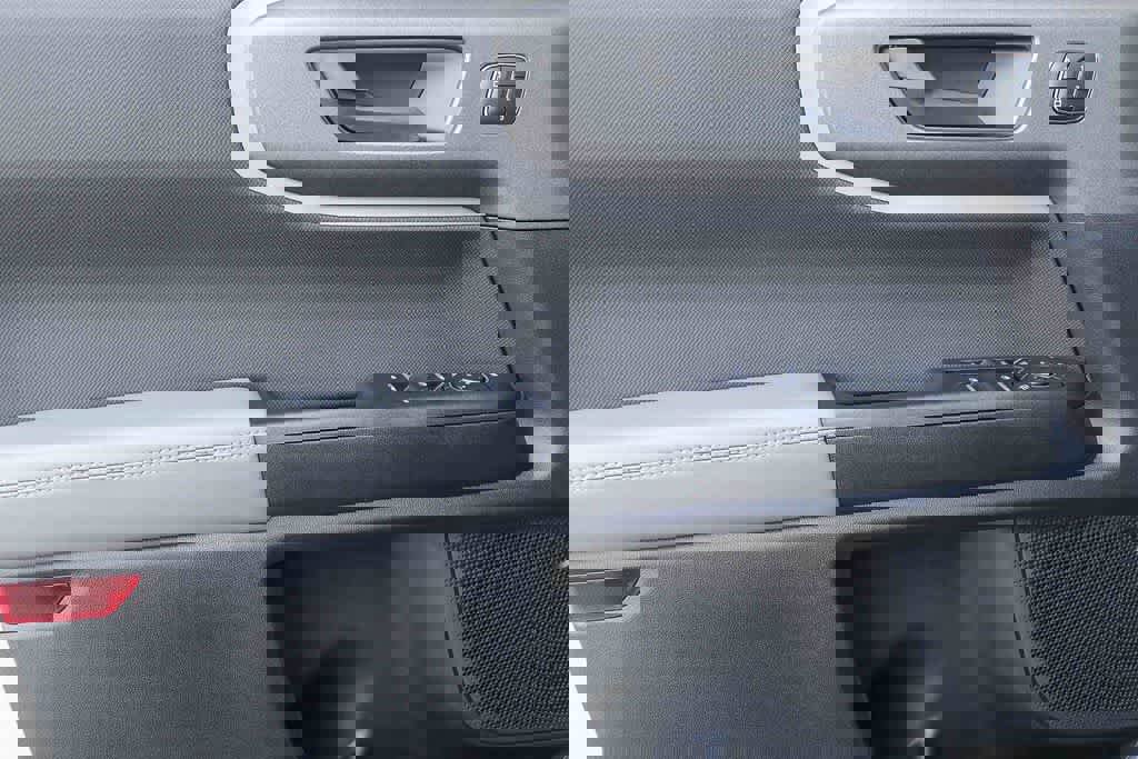 New 2025 Ford Bronco Sport Badlands image 24