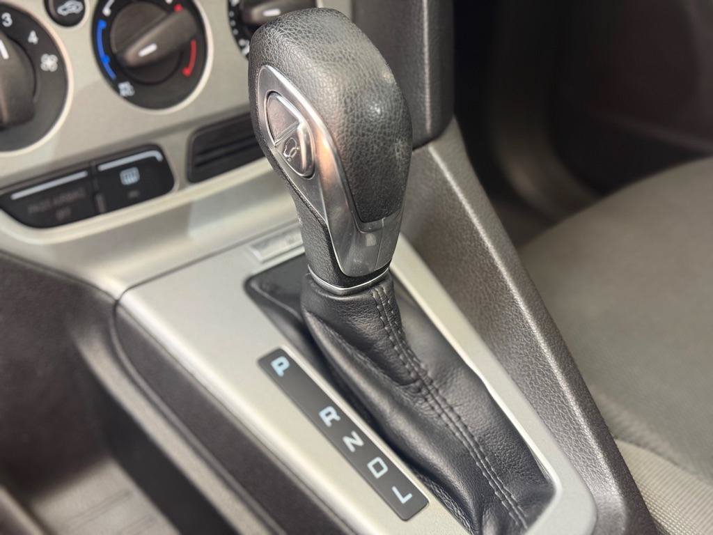 Used 2012 Ford Focus SE FWD image 21