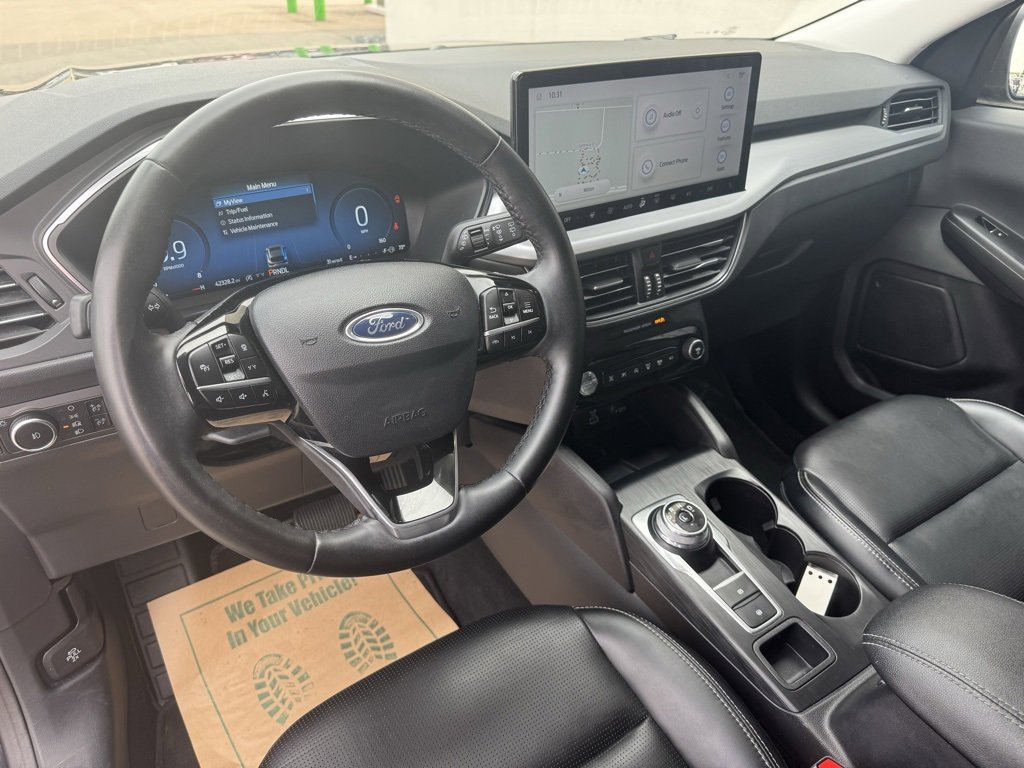 Used 2023 Ford Escape Platinum image 12