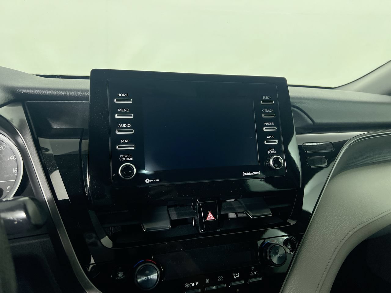 Used 2023 Toyota Camry LE FWD image 25