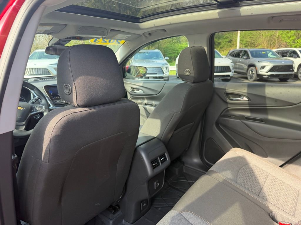 Used 2023 Chevrolet Equinox LT image 15