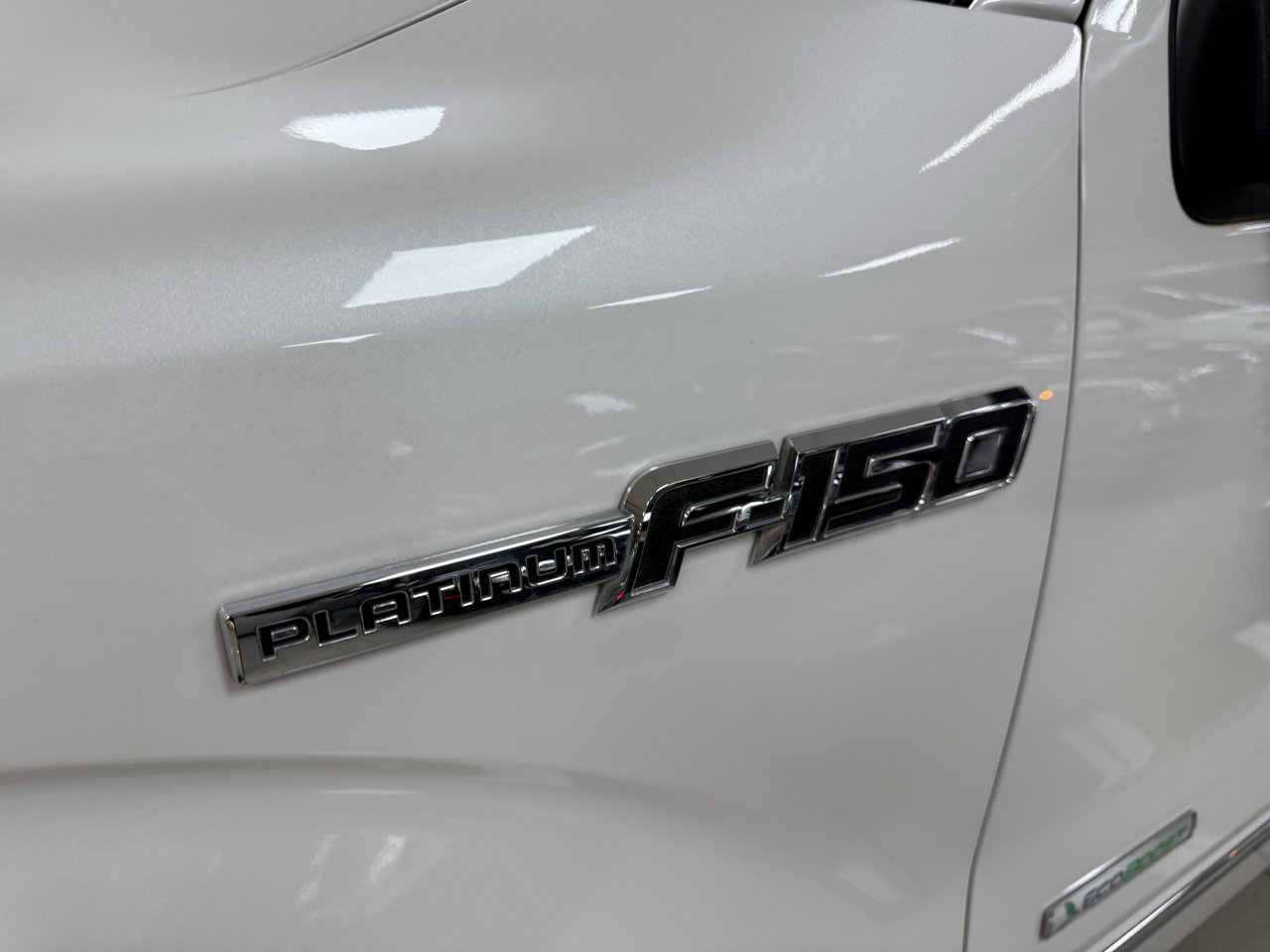 Used 2014 Ford F150 Platinum image 34