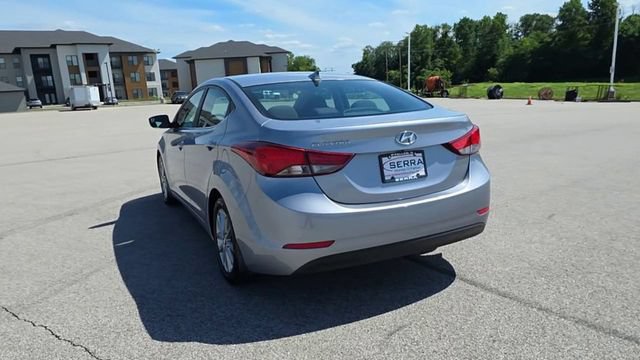 Used 2015 Hyundai Elantra SE w/ Option Group 03 FWD image 6