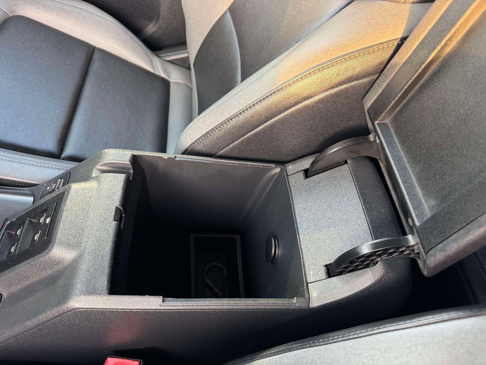 Used 2022 Ford Bronco Black Diamond image 42