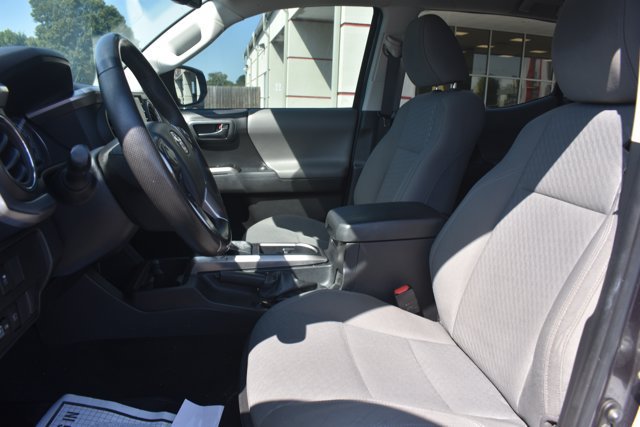 Used 2023 Toyota Tacoma SR5 RWD image 15