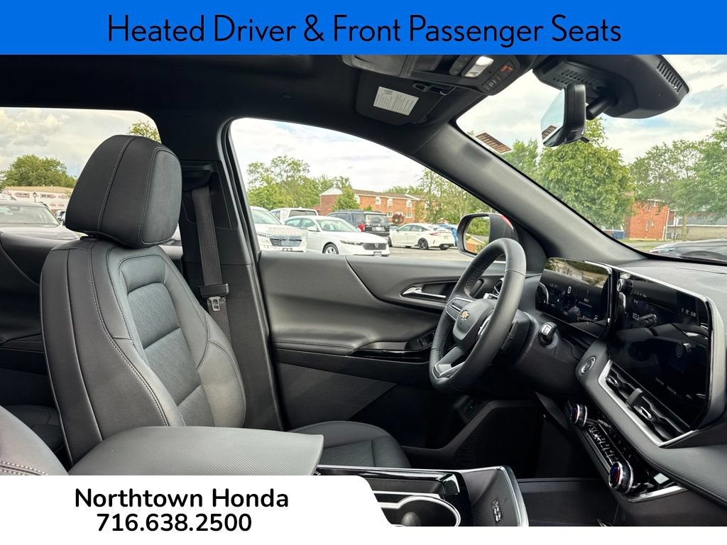 Used 2025 Chevrolet Equinox LT w/ Convenience Package II AWD/4WD image 17