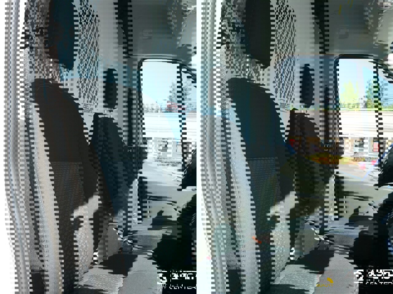 Used 2023 Ford Transit 250 Medium Roof image 15