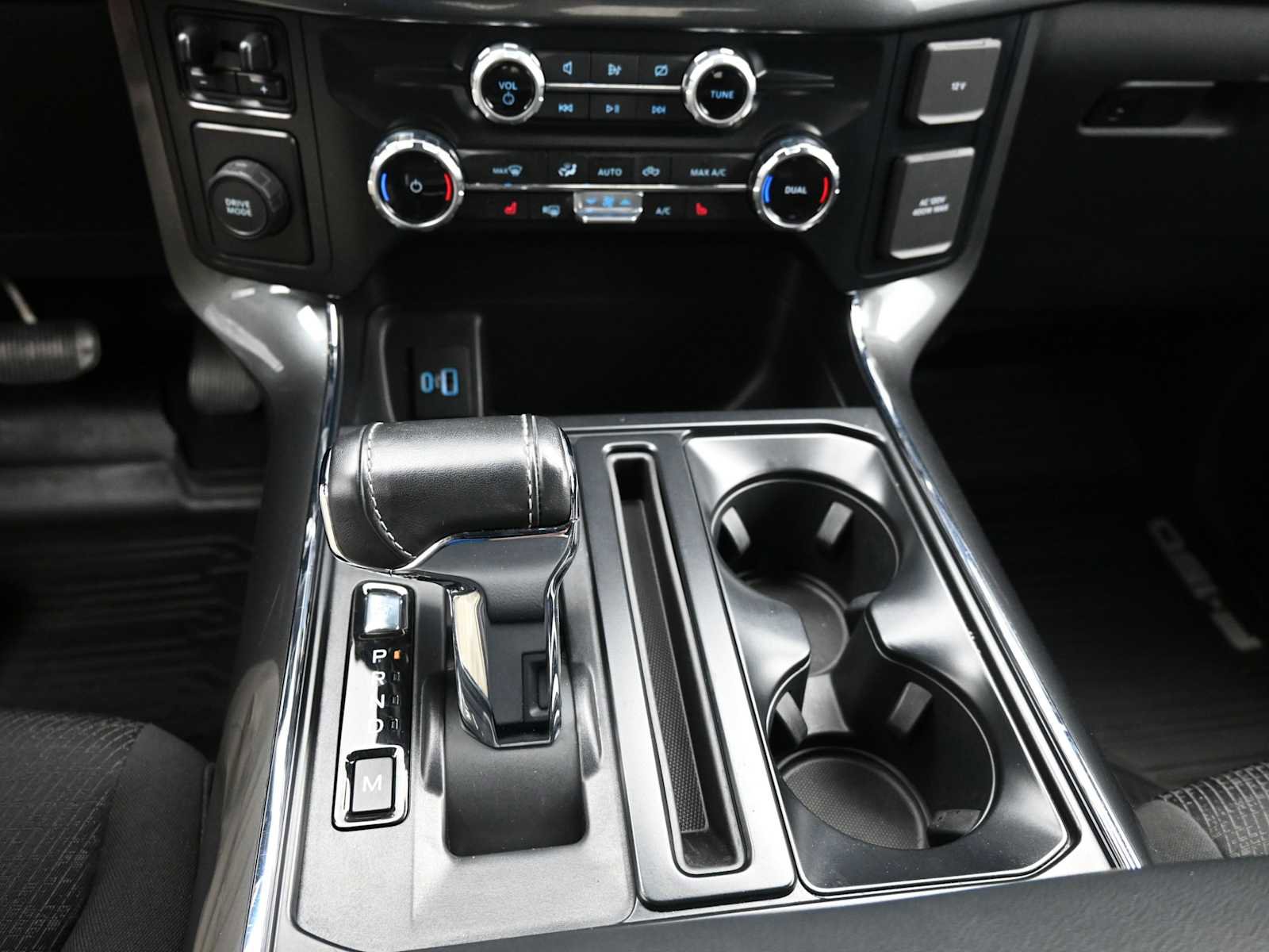 Used 2023 Ford F150 XLT w/ Equipment Group 302A High image 28