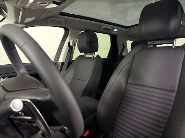 Certified 2025 Land Rover Discovery Sport S AWD/4WD image 5