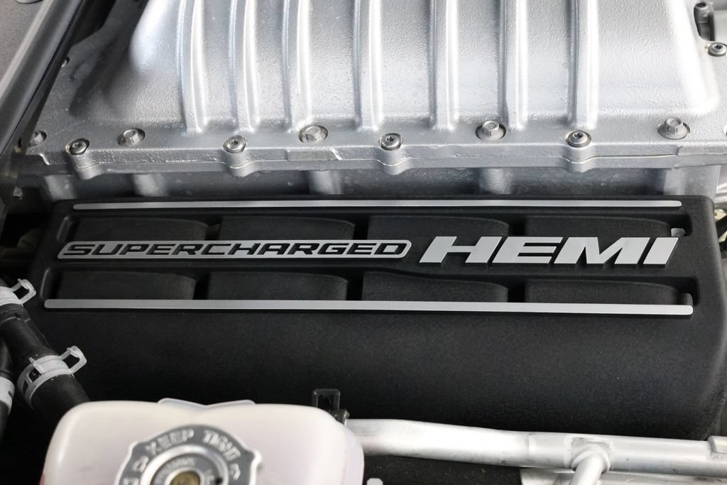 Used 2022 Dodge Challenger SRT Hellcat RWD image 86