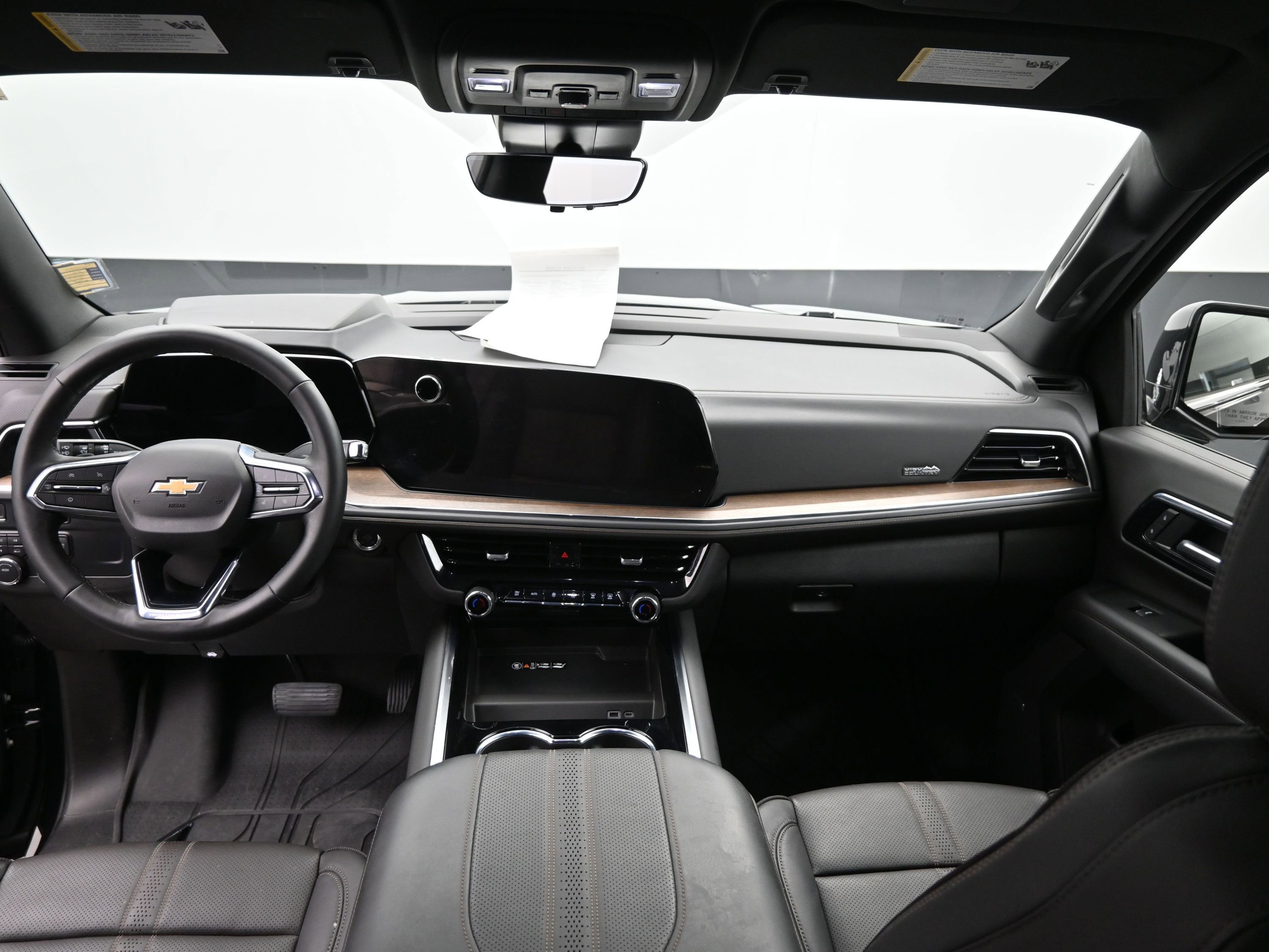 Certified 2025 Chevrolet Tahoe High Country image 17