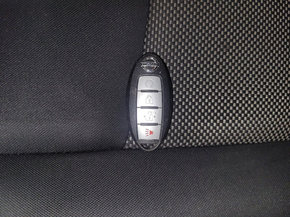 Used 2019 Nissan Pathfinder SV w/ SV Tech Package image 32