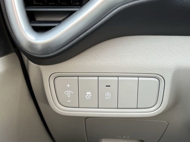 Used 2023 Kia Soul LX w/ LX Technology Package image 33