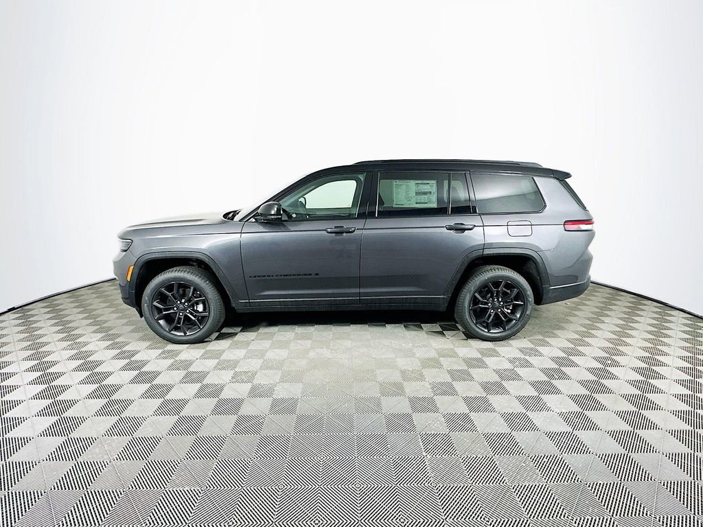 New 2025 Jeep Grand Cherokee L Limited image 5