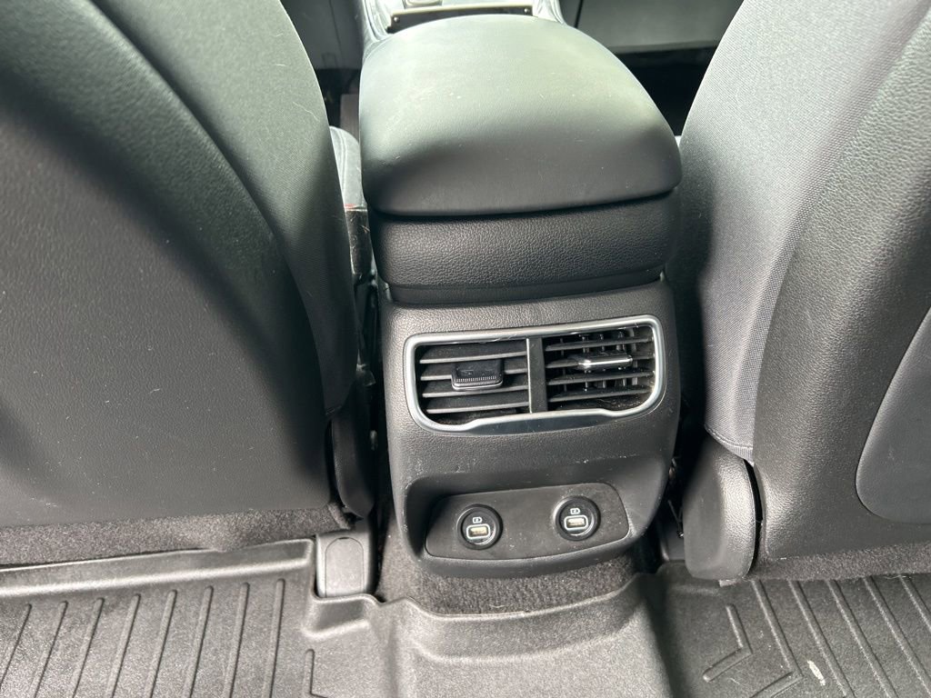 Used 2021 Hyundai Santa Fe SEL w/ Convenience Package FWD image 29