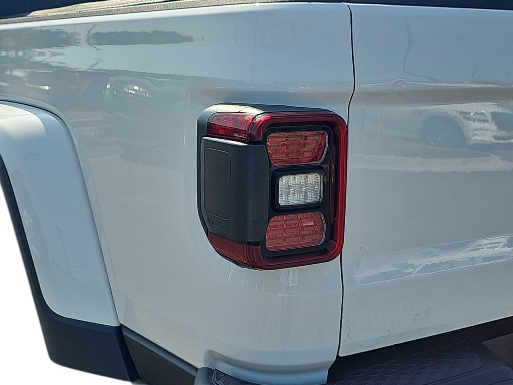 Used 2020 Jeep Gladiator Overland AWD/4WD image 33