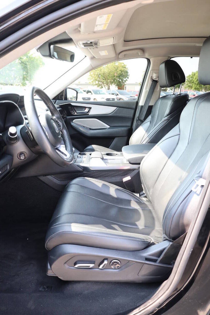 Used 2024 Acura MDX w/ Technology Package FWD image 13