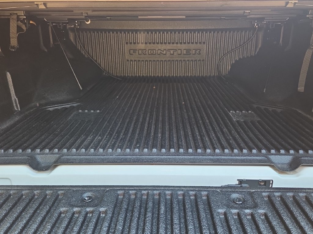 Used 2025 Nissan Frontier PRO-4X w/ Interior Protection Package AWD/4WD image 16