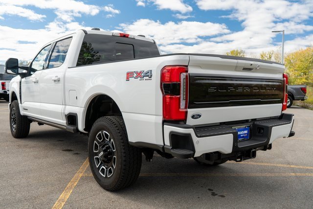 Used 2025 Ford F350 Platinum w/ FX4 Off-Road Package image 8