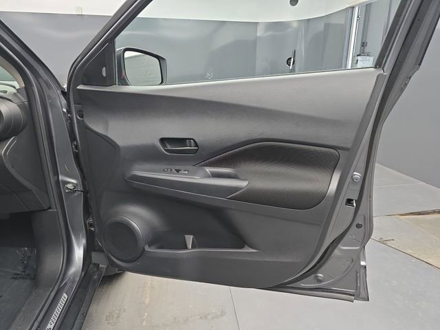 Used 2023 Nissan Kicks S w/ Interior Electronics Package FWD image 43