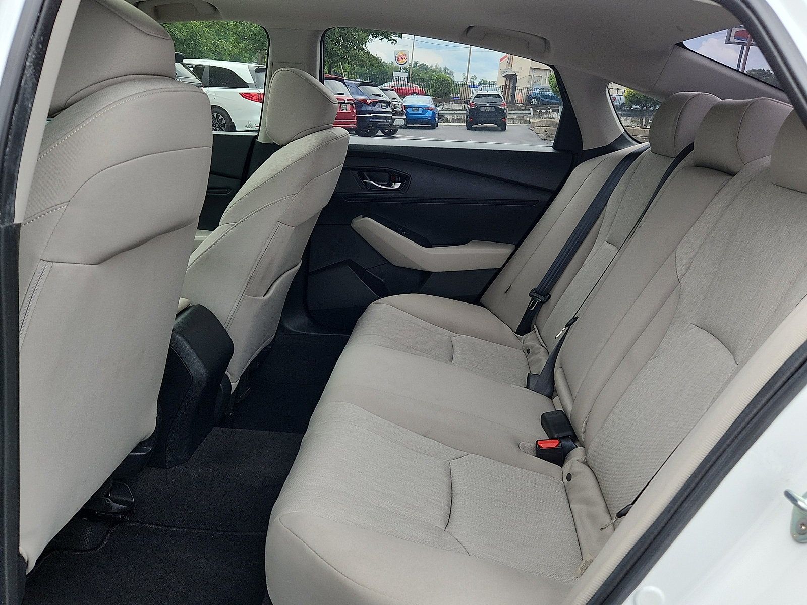 Used 2023 Honda Accord EX image 10