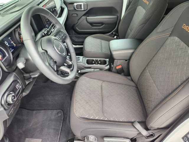 Used 2026 Jeep Gladiator Mojave AWD/4WD image 10