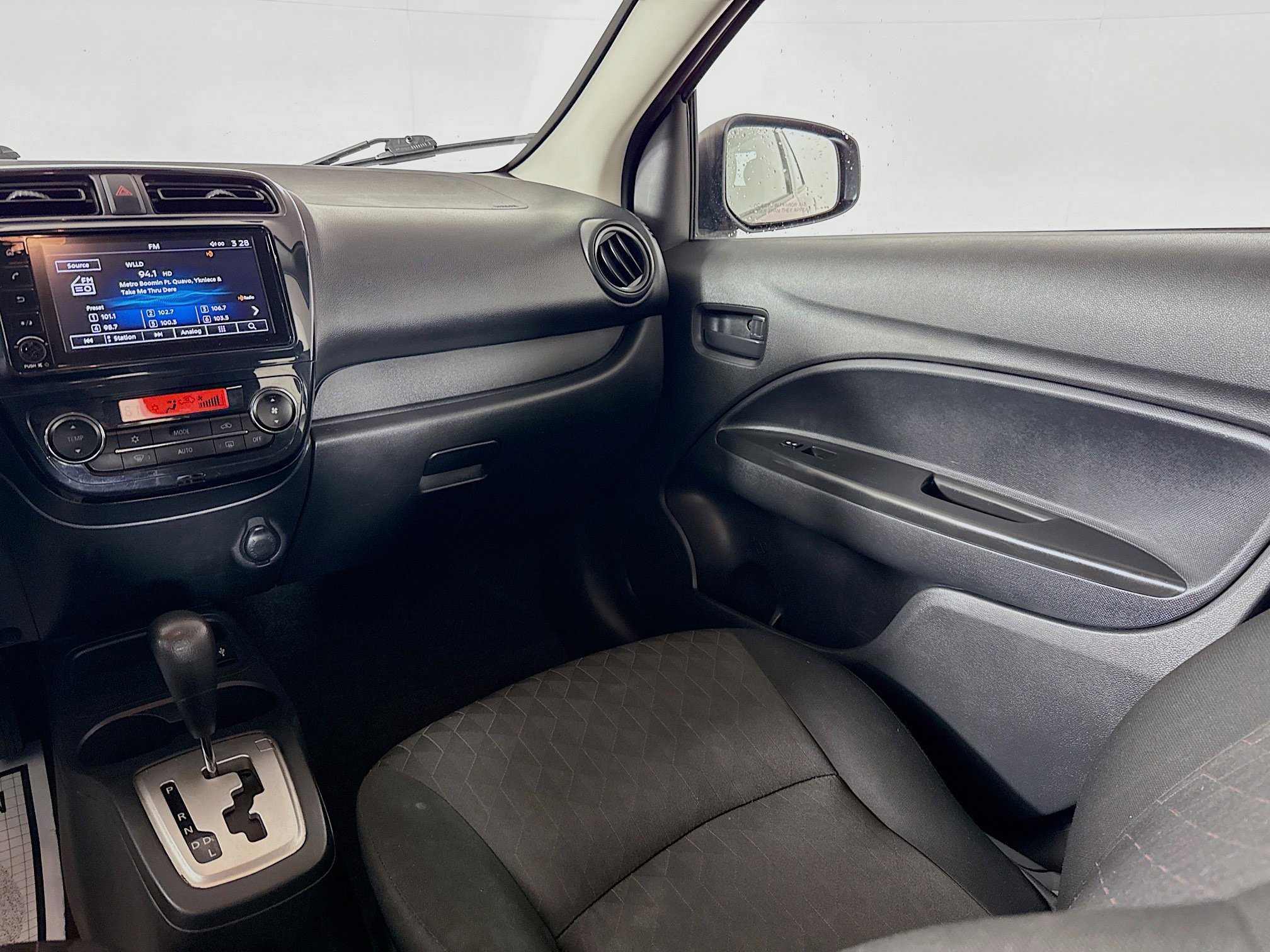 Used 2022 Mitsubishi Mirage ES image 26