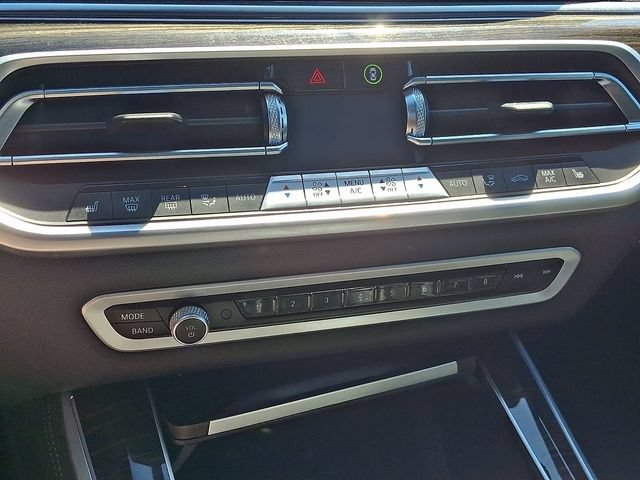 Used 2023 BMW X5 xDrive45e AWD/4WD image 17