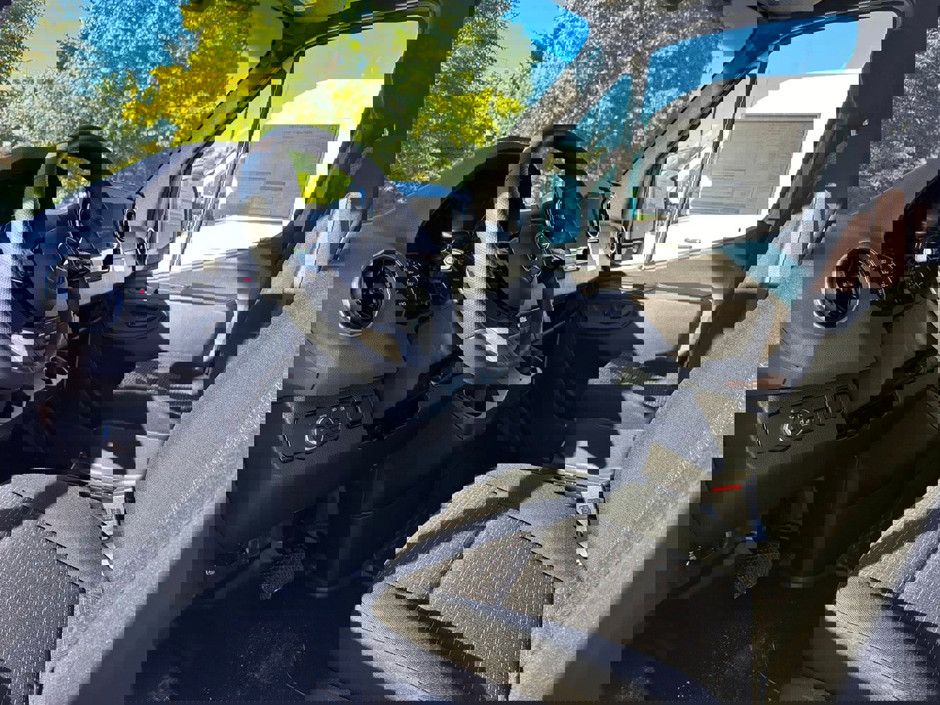 New 2025 Mercedes-Benz Sprinter 4500 image 9