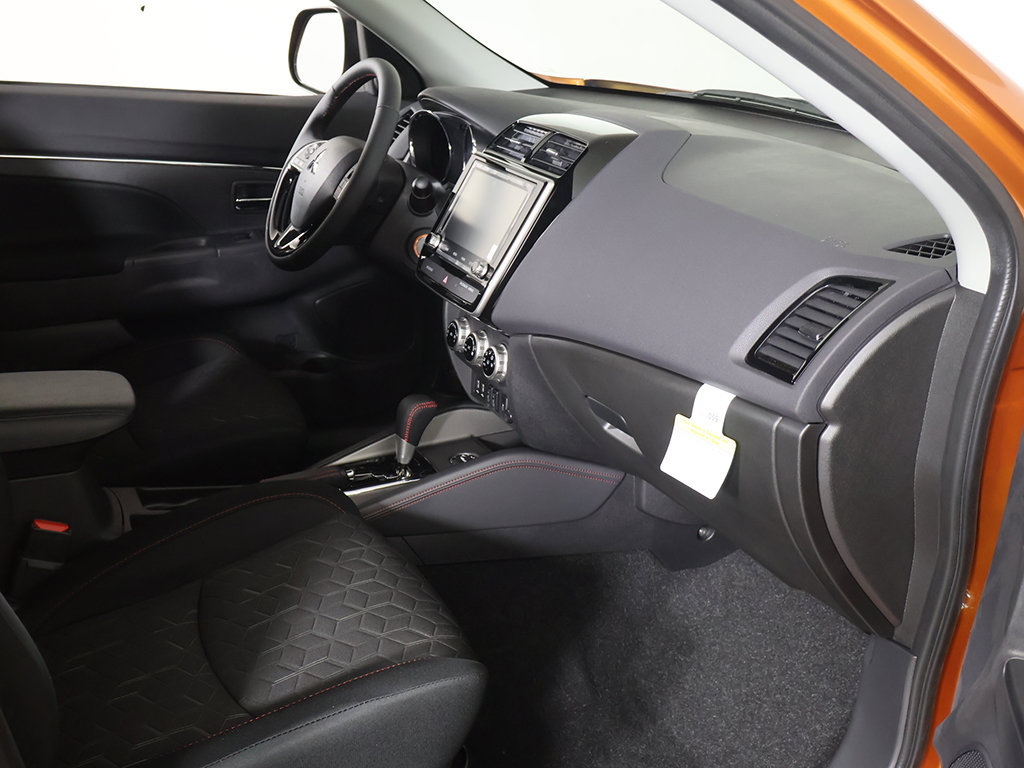 New 2027 Mitsubishi Outlander Sport LE AWD/4WD image 20