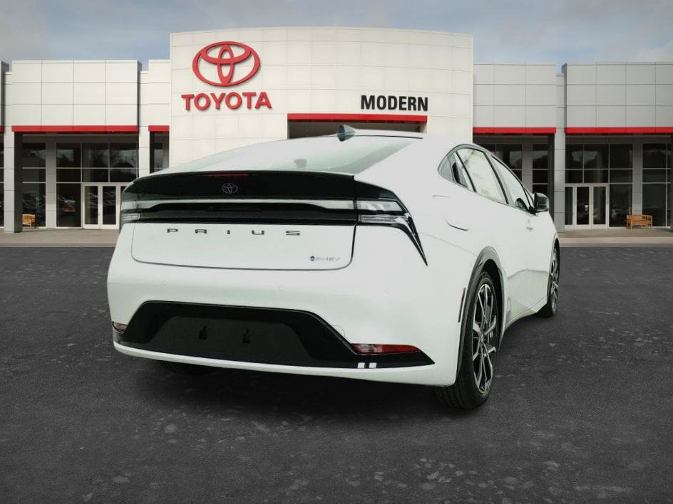 New 2027 Toyota Prius Plug-In Hybrid FWD image 21