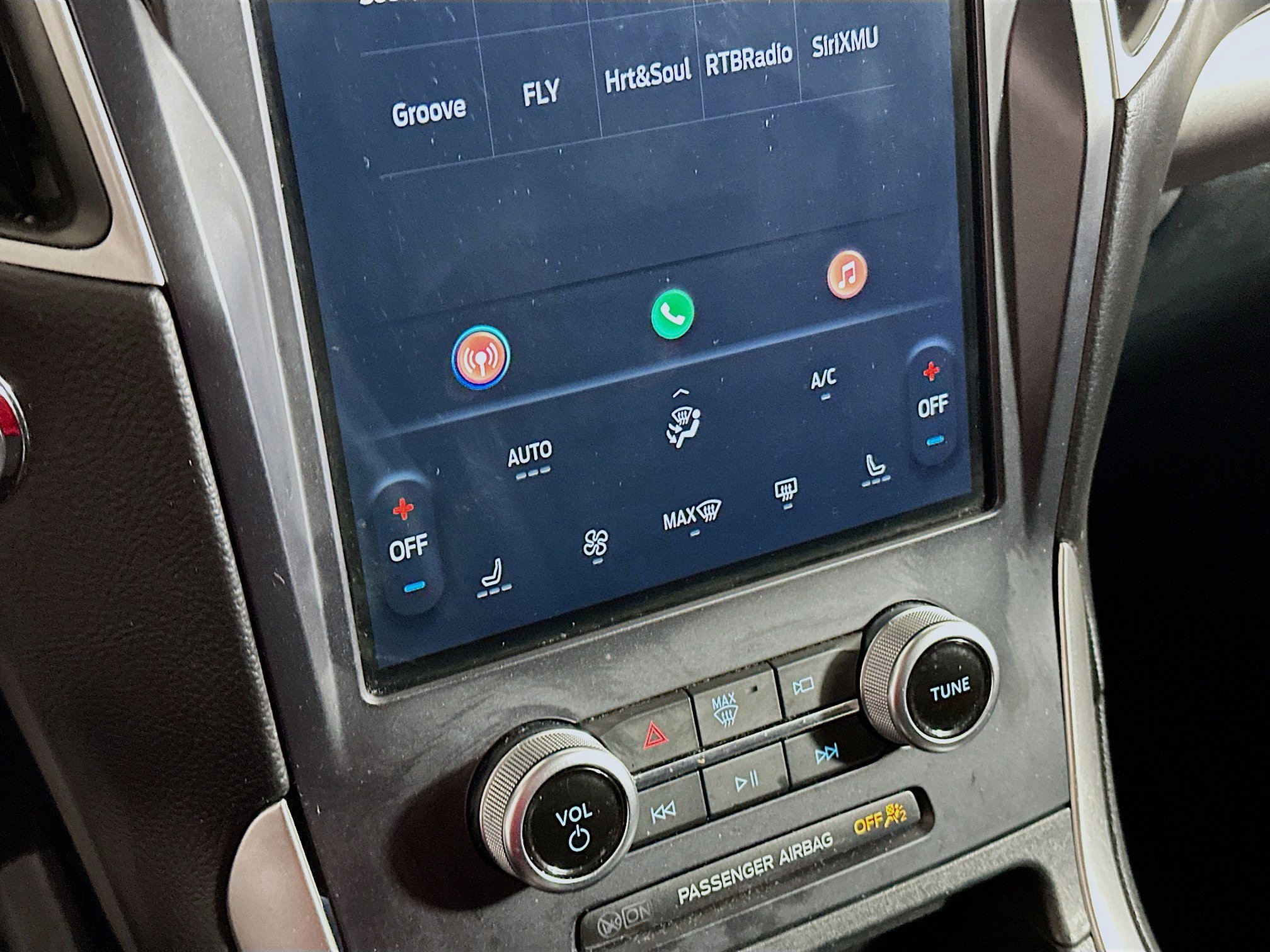 Used 2024 Ford Edge SEL image 23